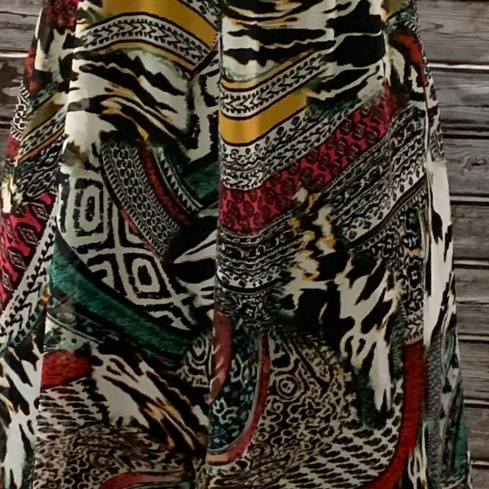 🔥🔥SALE🔥🔥City TRIANGLES Multi Color Flowy Dress - Picture 8 of 12